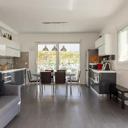 Luxury With Terrace - Forze Armate *